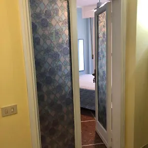 Konukevi Leandro Bed, Floransa